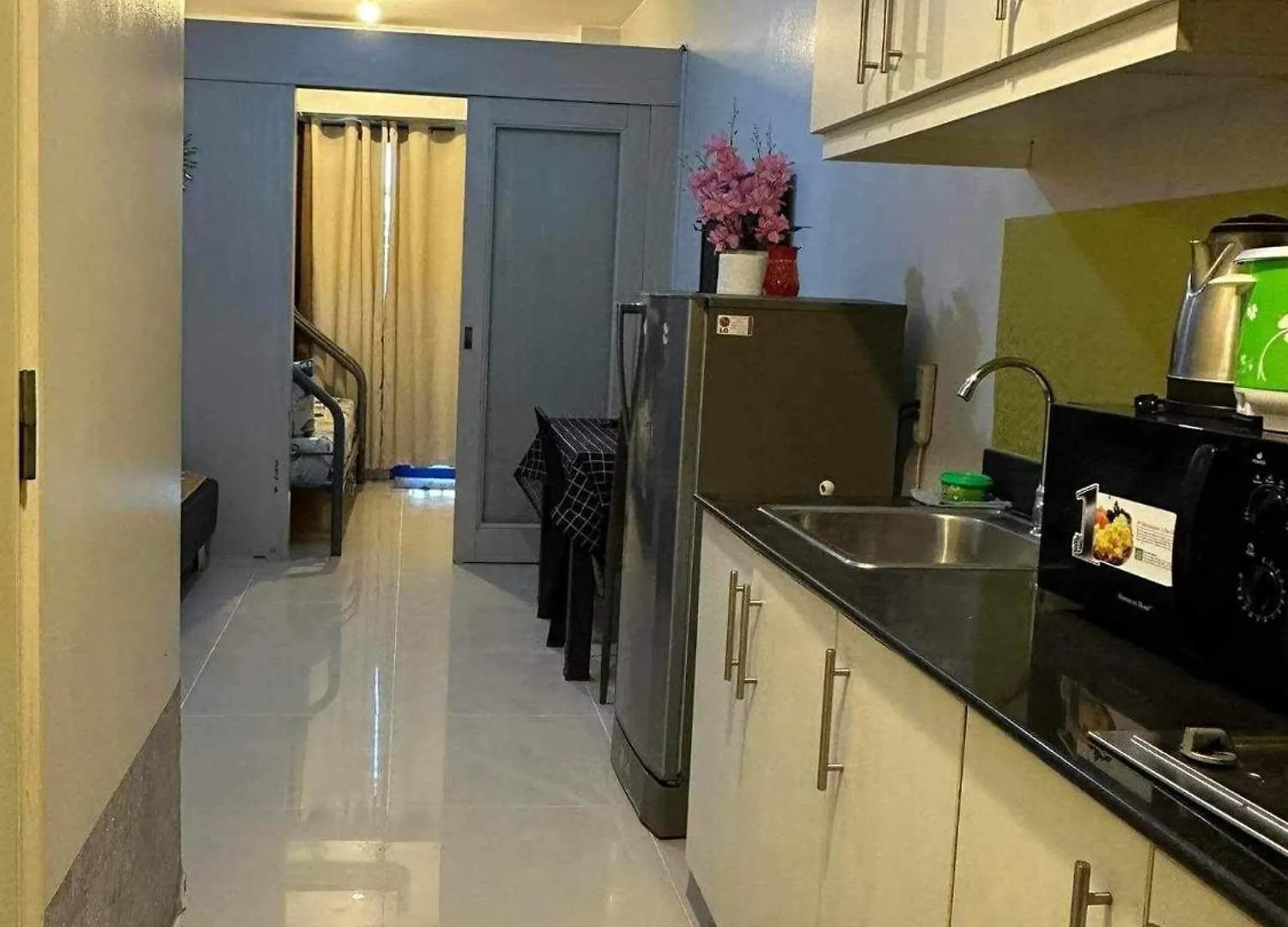 Bed & Breakfast Searendipity - Sea Residences, Pasay City